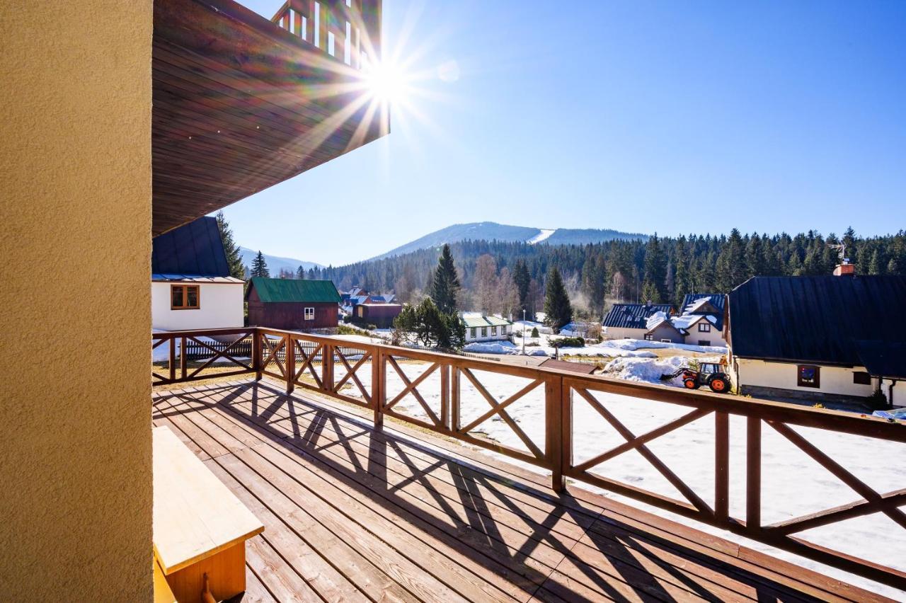 Penzion Petra, Harrachov Aparthotel Exteriör bild