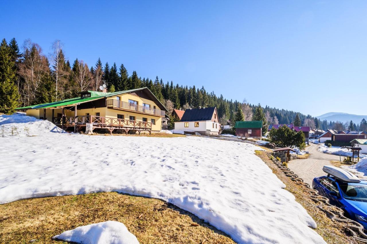 Penzion Petra, Harrachov Aparthotel Exteriör bild